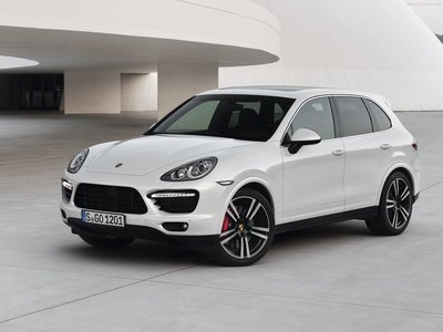 Porsche Cayenne Turbo S 2013 mug