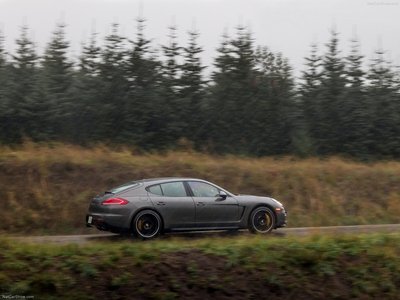 Porsche Panamera 2014 Mouse Pad 1412133