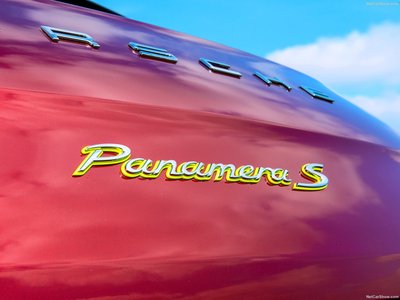 Porsche Panamera 2014 Mouse Pad 1412153
