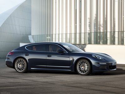 Porsche Panamera 2014 Poster 1412323