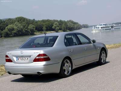 Lexus LS430 [EU] 2004 Mouse Pad 1413146