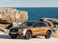 Mercedes-Benz GLA 2018 Mouse Pad 1414085