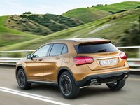 Mercedes-Benz GLA 2018 Longsleeve T-shirt #1414094