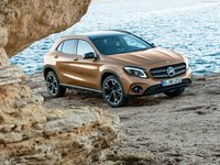 Mercedes-Benz GLA 2018 Sweatshirt #1414099