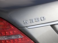 Mercedes-Benz S-Class [UK] 2010 Mouse Pad 1414537