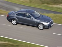Mercedes-Benz S-Class [UK] 2010 Mouse Pad 1414552