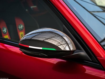 Alfa Romeo Giulia GTA 2021 hoodie