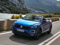 Volkswagen T-Roc Cabriolet 2020 hoodie #1416389