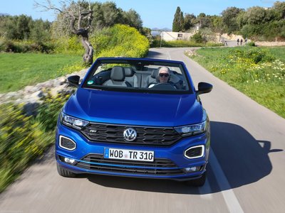 Volkswagen T-Roc Cabriolet 2020 magic mug #1416435