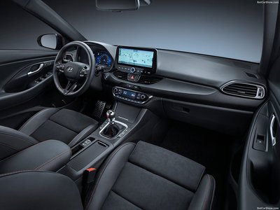 Hyundai i30 Fastback 2020 calendar