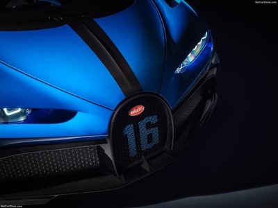Bugatti Chiron Pur Sport 2021 Mouse Pad 1417170