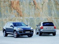 Porsche Cayenne Turbo 2008 Longsleeve T-shirt #1419068