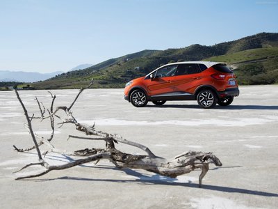 Renault Captur 2014 Poster 1419477