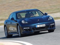 Porsche Panamera GTS 2012 Mouse Pad 1420166