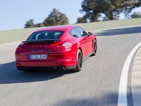 Porsche Panamera GTS 2012 Longsleeve T-shirt #1420186
