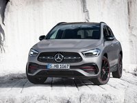Mercedes-Benz GLA 2021 Poster 1423644