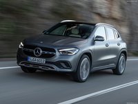 Mercedes-Benz GLA 2021 Mouse Pad 1423654