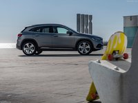 Mercedes-Benz GLA 2021 Poster 1423681