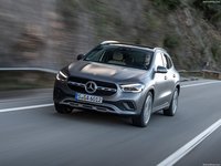 Mercedes-Benz GLA 2021 Mouse Pad 1423704