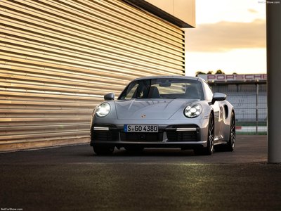 Porsche 911 Turbo S 2021 Mouse Pad 1424079