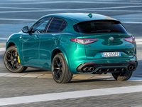 Alfa Romeo Stelvio Quadrifoglio 2020 hoodie #1424309