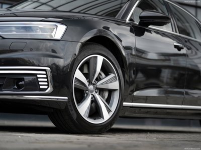 Audi A8 L 60 TFSI e 2020 stickers 1425944
