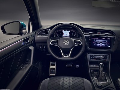 Volkswagen Tiguan 2021 stickers 1426056