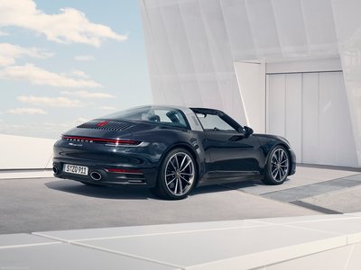 Porsche 911 Targa 4S 2021 poster