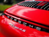Porsche 911 Targa 4S 2021 Mouse Pad 1426143