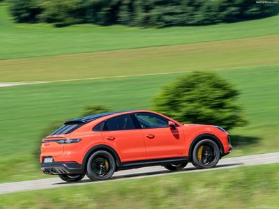 Porsche Cayenne GTS Coupe 2020 puzzle 1427199