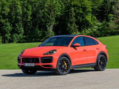 Porsche Cayenne GTS Coupe 2020 magic mug #1427252