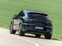 Porsche Cayenne GTS Coupe 2020 Mouse Pad 1427279
