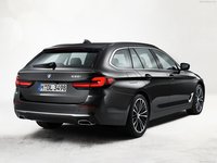 BMW 5-Series Touring 2021 hoodie #1427562