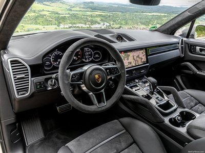 Porsche Cayenne GTS 2020 magic mug #1427919