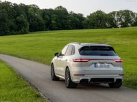 Porsche Cayenne GTS 2020 Mouse Pad 1427944