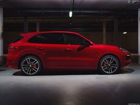 Porsche Cayenne GTS 2020 Longsleeve T-shirt #1427988