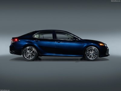 Toyota Camry 2021 canvas poster