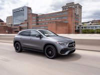 Mercedes-Benz GLA [US] 2021 Sweatshirt #1428824
