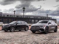 Mercedes-Benz GLA [US] 2021 Sweatshirt #1428841