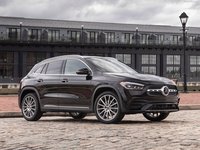 Mercedes-Benz GLA [US] 2021 Sweatshirt #1428853