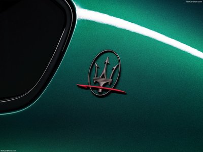 Maserati Quattroporte Trofeo 2021 magic mug #1430336