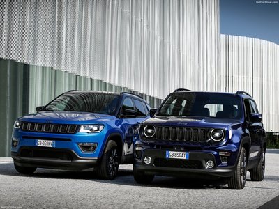 Jeep Renegade 4xe 2021 poster
