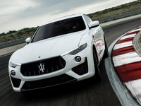 Maserati Levante Trofeo 2021 hoodie #1433341