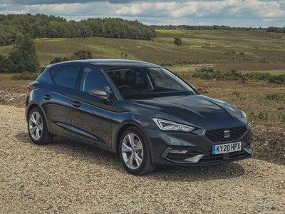 Seat Leon [UK] 2020 Poster with Hanger