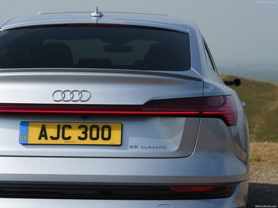 Audi e-tron Sportback [UK] 2021 tote bag