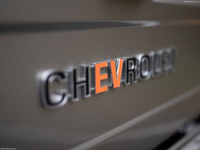 Chevrolet K5 Blazer-E Concept 2020 wooden framed poster
