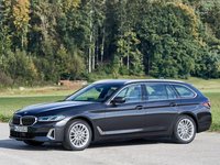 BMW 5-Series Touring 2021 hoodie #1442030