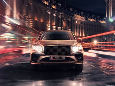 Bentley Bentayga Hybrid 2021 magic mug #1445055