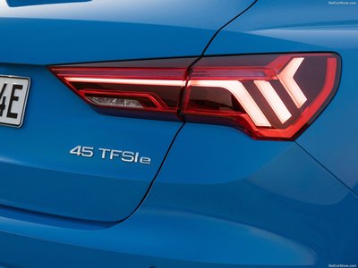 Audi Q3 45 TFSI e 2021 metal framed poster