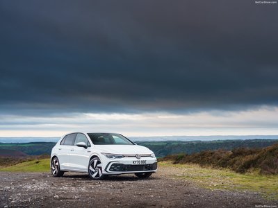 Volkswagen Golf GTI [UK] 2021 tote bag
